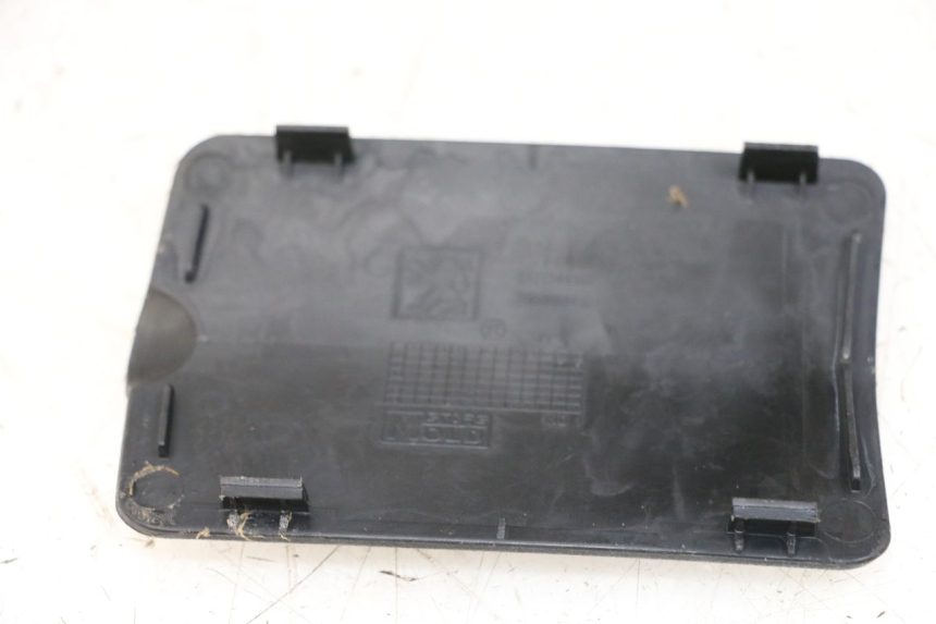 photo de TAMPA DE INSPEÇÃO PEUGEOT SPEEDFIGHT 3 LC 2T 50 (2009 - 2015) - Detalhe da peça