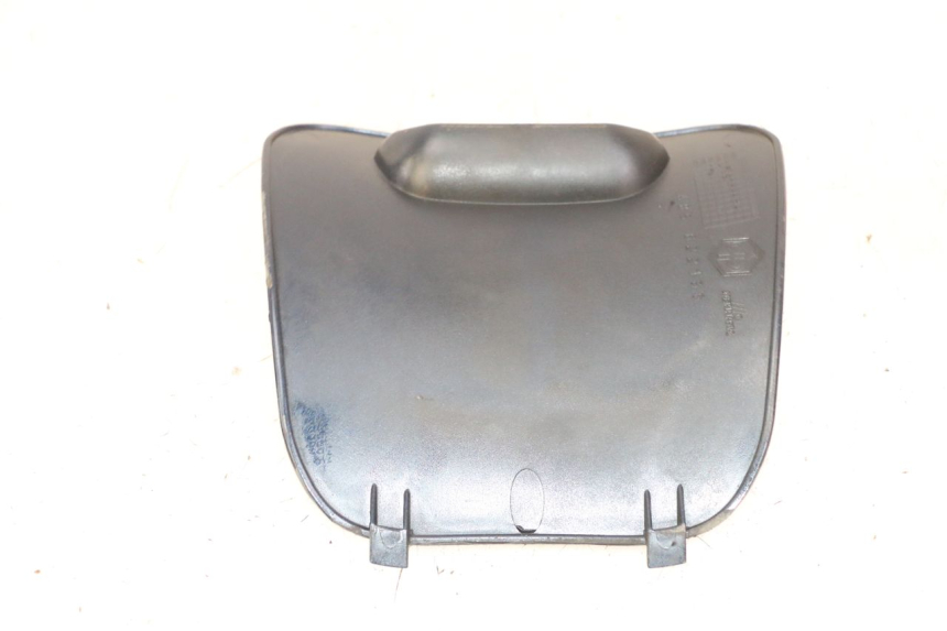 photo de TAMPA DE INSPEÇÃO PIAGGIO VESPA LX 150 (2005 - 2013) - Ampliação técnica