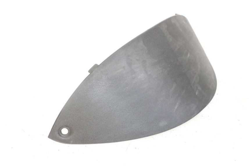 photo de TAMPA DE INSPEÇÃO APRILIA SCARABEO GT TOURING 125 (1999 - 2005) - Outro ângulo de visão
