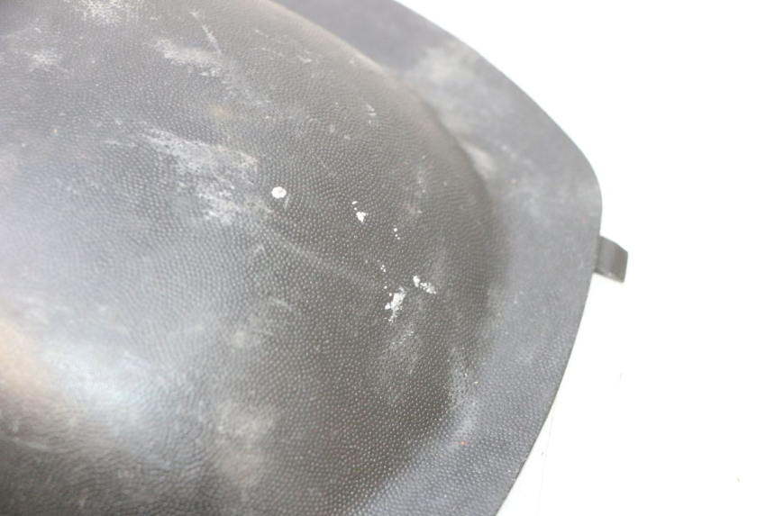 photo de TRAPPE DE VISITE APRILIA SR MOTARD 50 (2012 - 2018) - Outro ângulo de visão