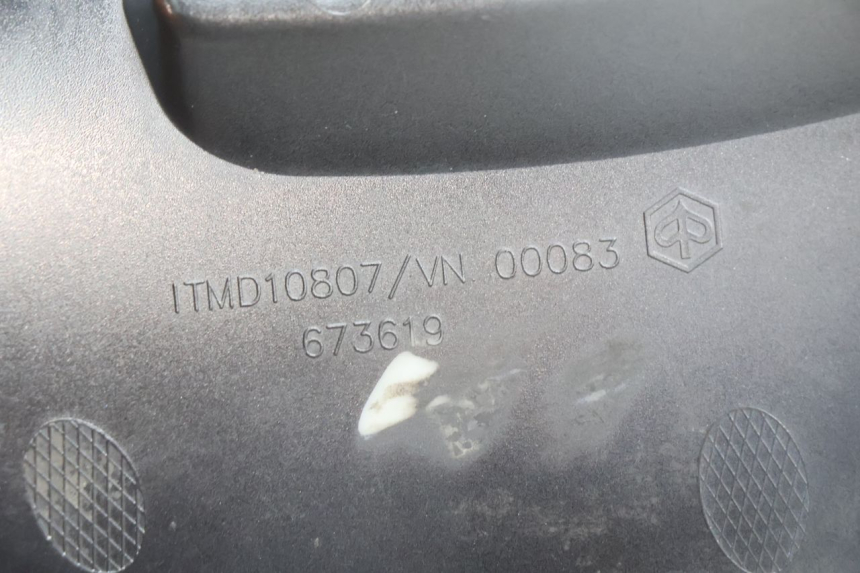 photo de TAMPA DE INSPEÇÃO PIAGGIO VESPA PRIMAVERA 2T 50 (2013 - 2018) - Estado da superfície