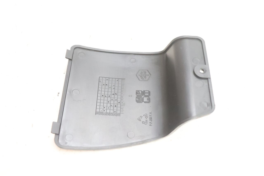photo de TAMPA DE INSPEÇÃO PIAGGIO X9 EVOLUTION 125 (2003 - 2007) - Ampliação técnica