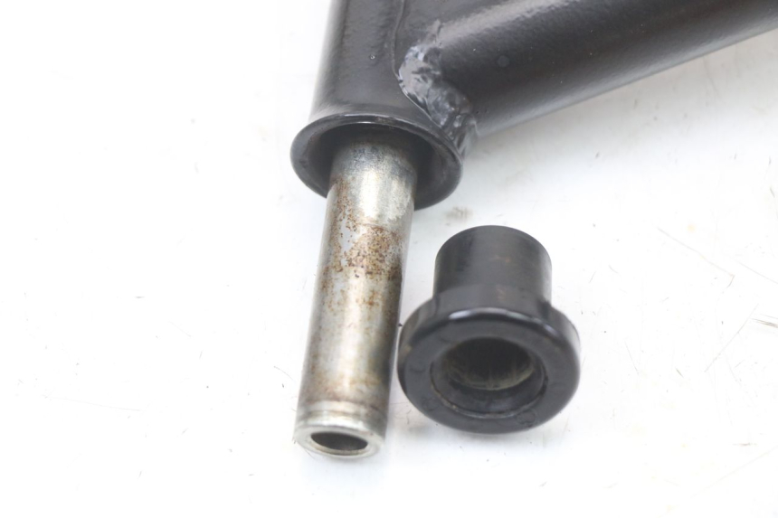 photo de TRIÂNGULO TRASEIRO HYTRACK HY S 4X4 410 (2013 - 2016) - Pontos de fixação