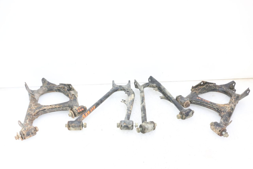 photo de TRIÂNGULO TRASEIRO YAMAHA YFM GRIZZLY 550 (2008 - 2015) - Vista principal