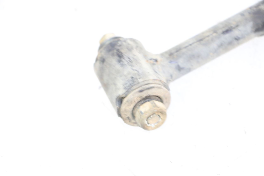 photo de TRIÂNGULO TRASEIRO YAMAHA YFM GRIZZLY 550 (2008 - 2015) - Detalhe da peça