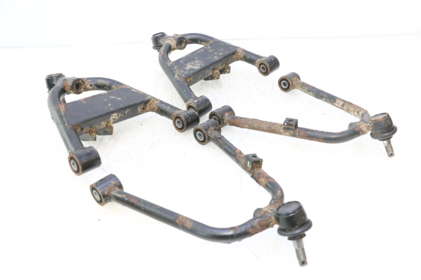 photo de TRIÂNGULO DIANTEIRO KYMCO MXU R 250 (2004 - 2010) - Detalhe da peça