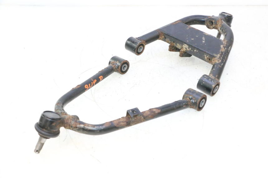 photo de TRIÂNGULO DIANTEIRO KYMCO MXU R 250 (2004 - 2010) - Detalhes característicos