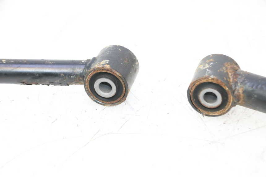 photo de TRIÂNGULO DIANTEIRO KYMCO MXU R 250 (2004 - 2010) - Ampliação dos componentes