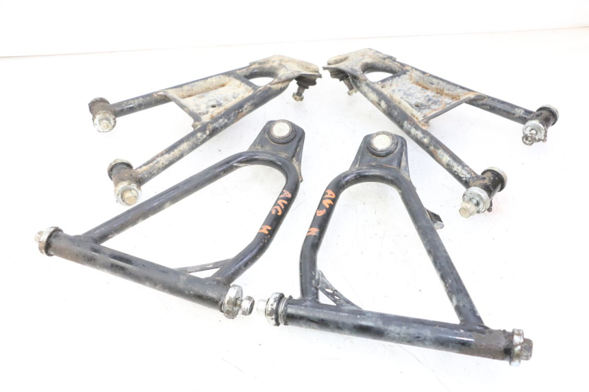 photo de BRAÇO OSCILANTE DIANTEIRO YAMAHA YFM R RAPTOR 250 (2008 - 2014) - Zoom de qualidade