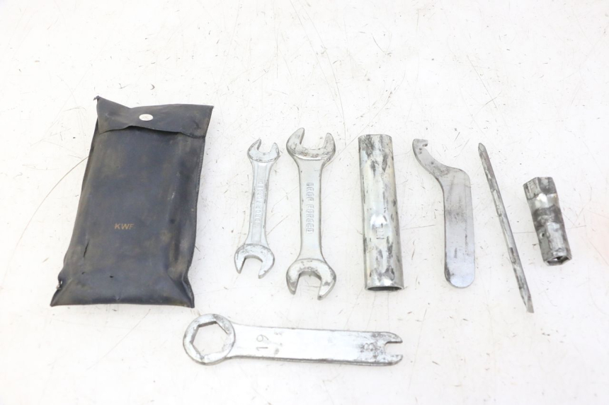 photo de KIT DE FERRAMENTAS HONDA CBF 125 (2009 - 2015) - Vista principal