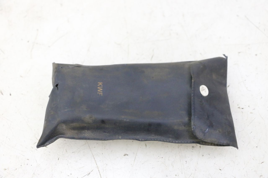photo de KIT DE FERRAMENTAS HONDA CBF 125 (2009 - 2015) - Zoom do estado de desgaste