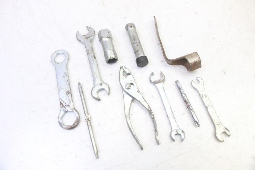 photo de KIT DE FERRAMENTAS APRILIA CLASSIC 125 (1995 - 2001) - Detalhe da peça