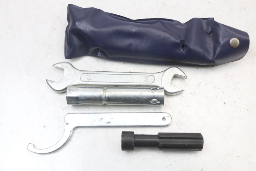 photo de KIT DE FERRAMENTAS KYMCO DINK STREET ABS 125 (2011 - 2018) - Detalhe da peça