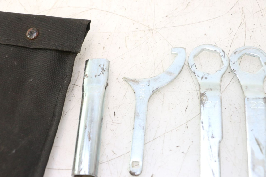 photo de KIT DE FERRAMENTAS KAWASAKI ER-6 ER6 F ABS 650 (2012 - 2016) - Estado da superfície
