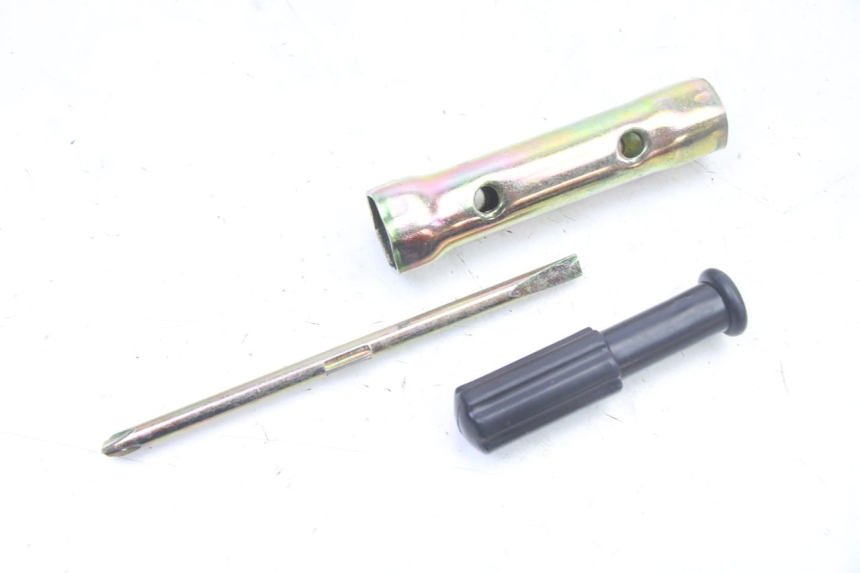 photo de KIT DE FERRAMENTAS SYM FIDDLE 3 III 125 (2014 - 2020) - Zoom do estado de desgaste
