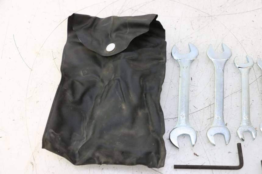 photo de KIT DE FERRAMENTAS YAMAHA FJR 1300 (2001 - 2005) - Ampliação técnica