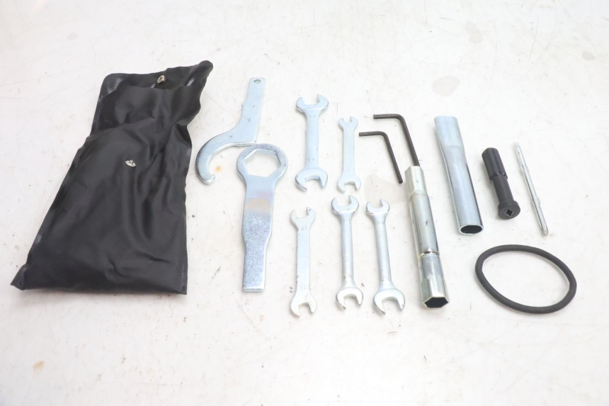photo de KIT DE FERRAMENTAS YAMAHA FZ8 800 (2010 - 2016) - Vista principal