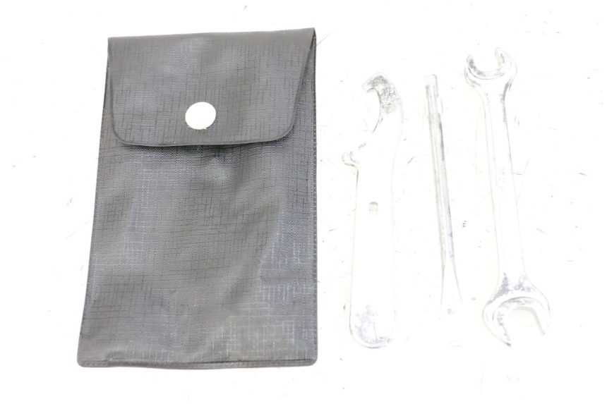 photo de KIT DE FERRAMENTAS HONDA FES S-WING SWING ABS 125 (2007 - 2015) - Vista principal