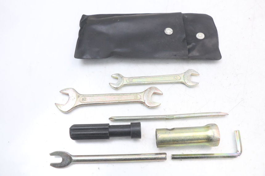 photo de KIT DE FERRAMENTAS KEEWAY HURRICANE 50 (2006 - 2019) - Vista geral