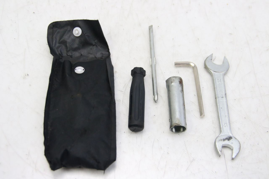 photo de KIT DE FERRAMENTAS JM MOTORS OLDIES 4T 50 (2010 - 2020) - Vista principal