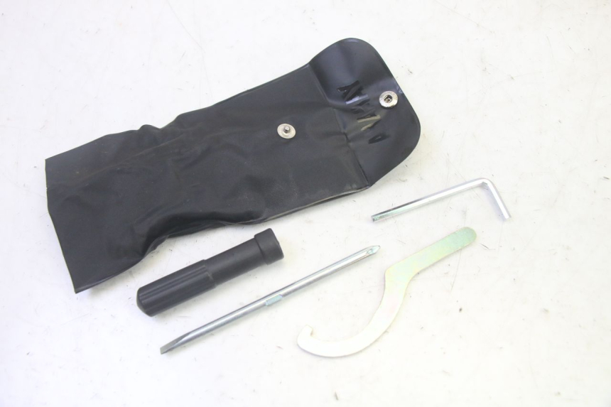 photo de KIT DE FERRAMENTAS YAMAHA TRICITY 300 (2020 - 2024) - Vista principal
