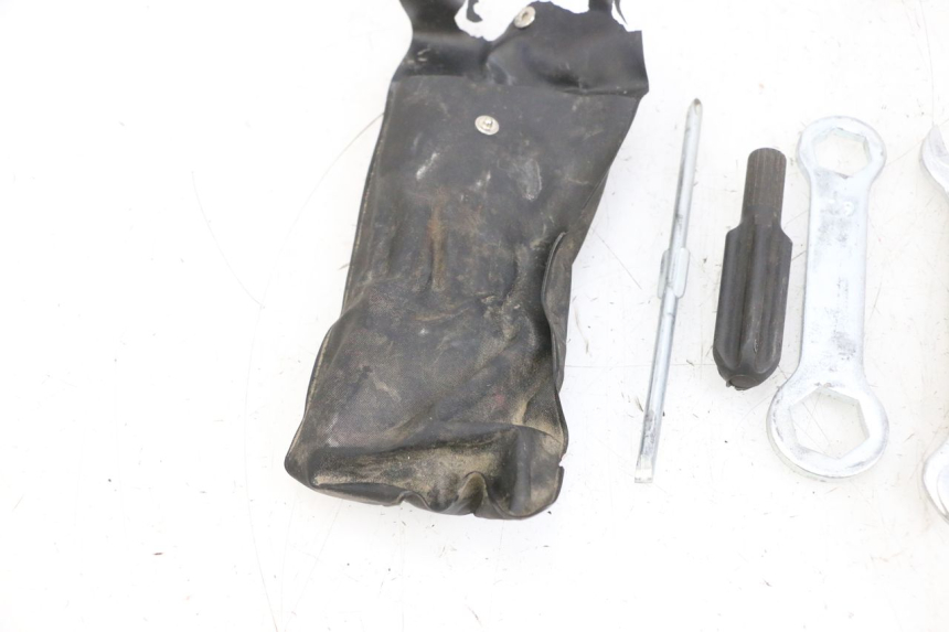 photo de KIT DE FERRAMENTAS YAMAHA TZR 50 (2008 - 2016) - Ampliação técnica