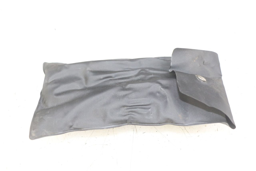 photo de KIT DE FERRAMENTAS YAMAHA XMAX X-MAX 125 (2006 - 2009) - Outro ângulo de visão