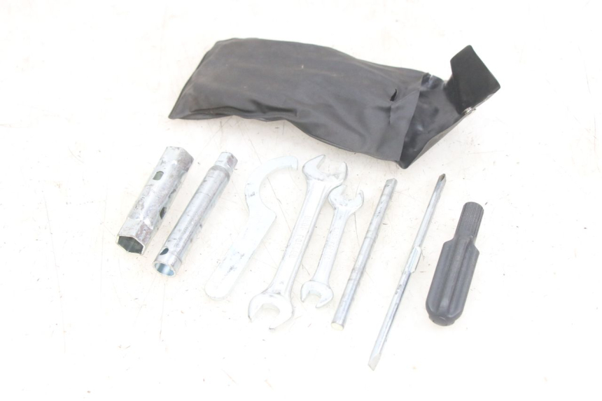 photo de KIT DE FERRAMENTAS YAMAHA X-MAX XMAX 250 (2006 - 2009) - Vista principal