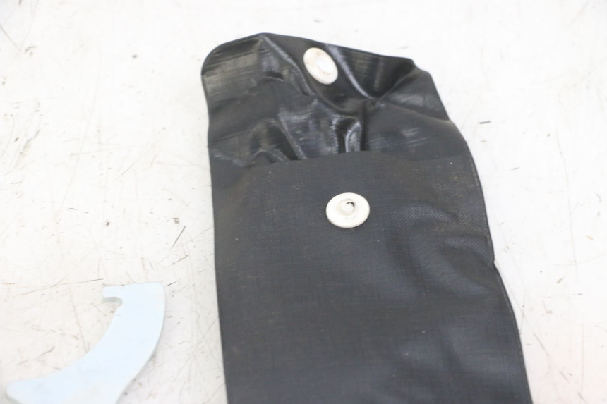 photo de KIT DE FERRAMENTAS HONDA XLV VARADERO 125 (2000 - 2006) - Pontos de fixação