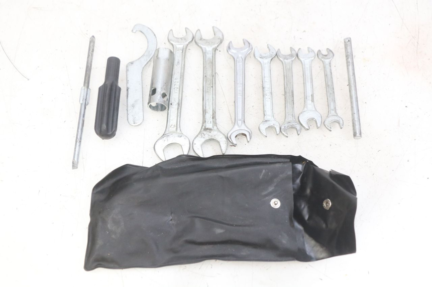 photo de KIT DE FERRAMENTAS YAMAHA YP MAJESTY 125 (2007 - 2010) - Vista principal