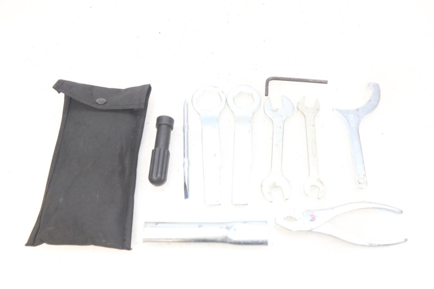 photo de KIT DE FERRAMENTAS KAWASAKI Z 650 (2016 - 2019) - Vista principal