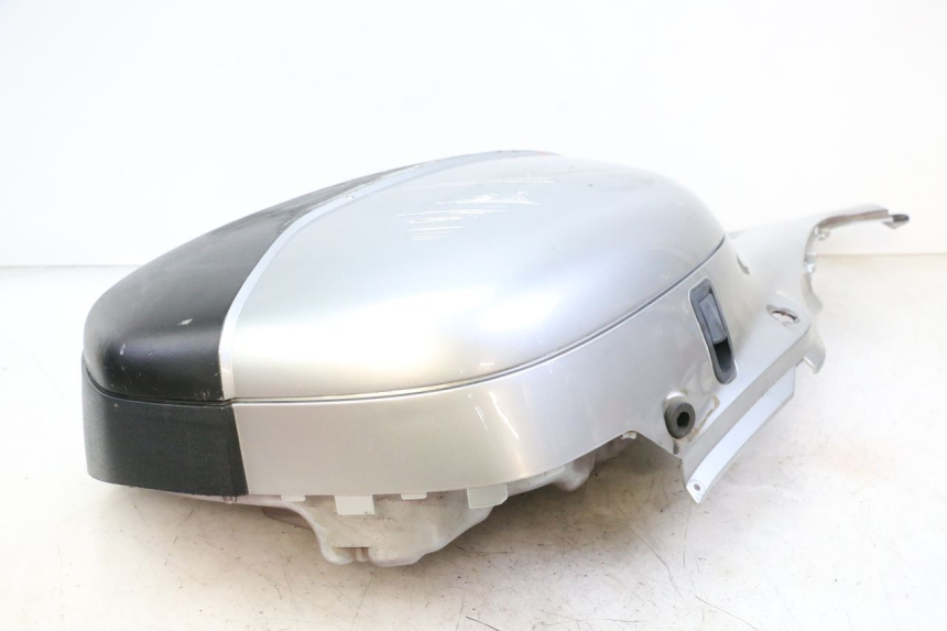 photo de MALETA ESQUERDA HONDA NTV DEAUVILLE 650 (2001 - 2006) - Detalhes característicos