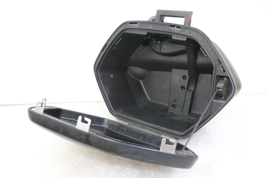 photo de MALETA ESQUERDA YAMAHA TDM ABS 900 (2002 - 2014) - Outro ângulo de visão