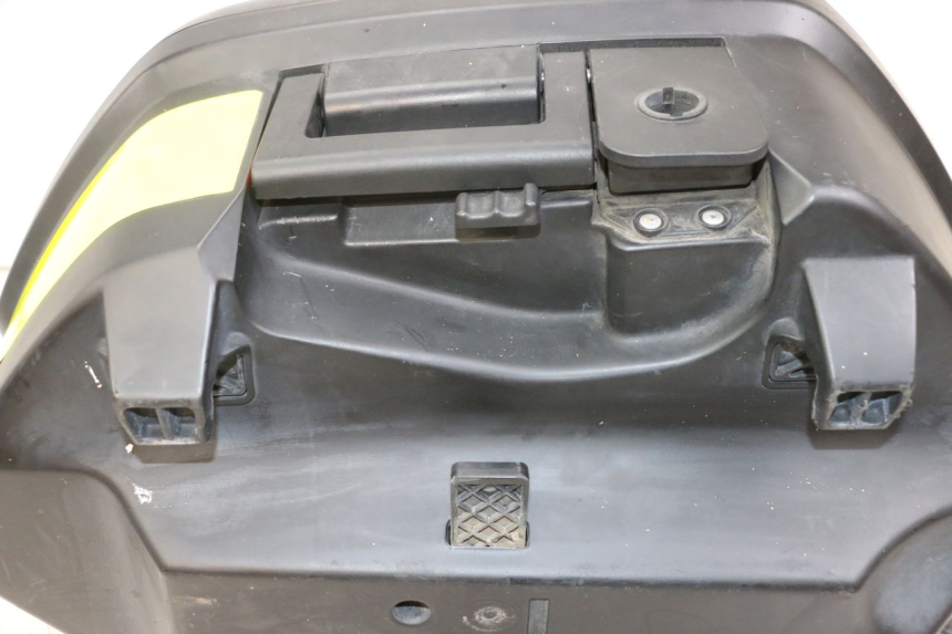 photo de MALETA ESQUERDA YAMAHA TDM ABS 900 (2002 - 2014) - Detalhe da peça