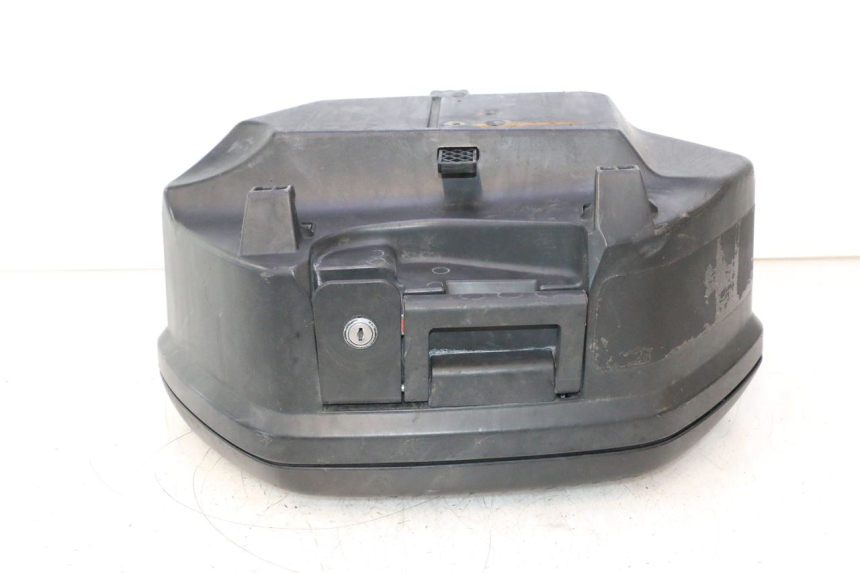 photo de MALETA ESQUERDA YAMAHA TDM ABS 900 (2002 - 2014) - Marcações e referências
