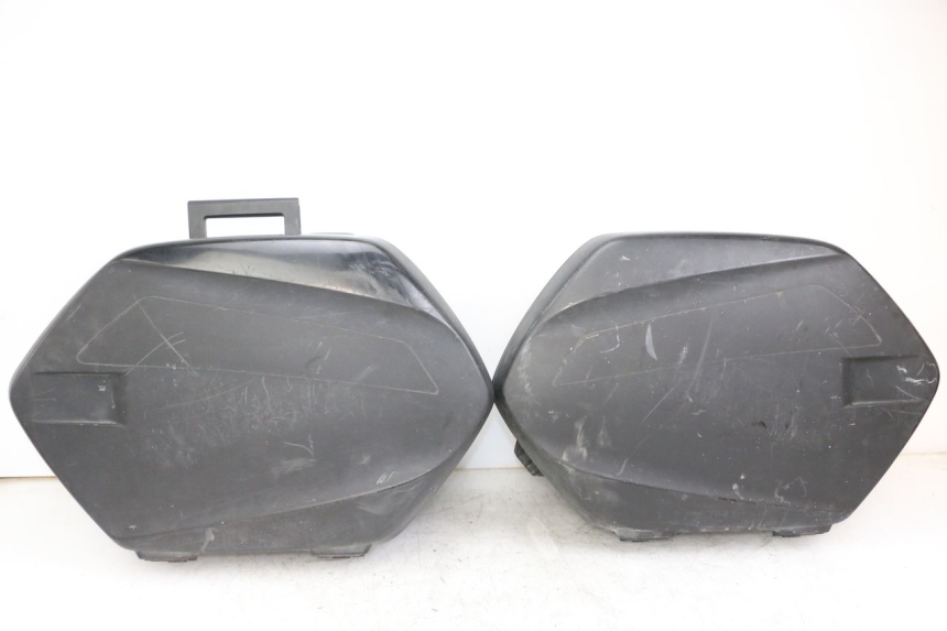 photo de MALETA YAMAHA TDM ABS 900 (2002 - 2014) - Vista principal