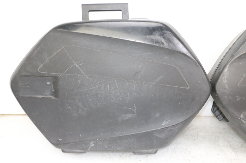 photo de MALETA YAMAHA TDM ABS 900 (2002 - 2014) - Inspeção visual
