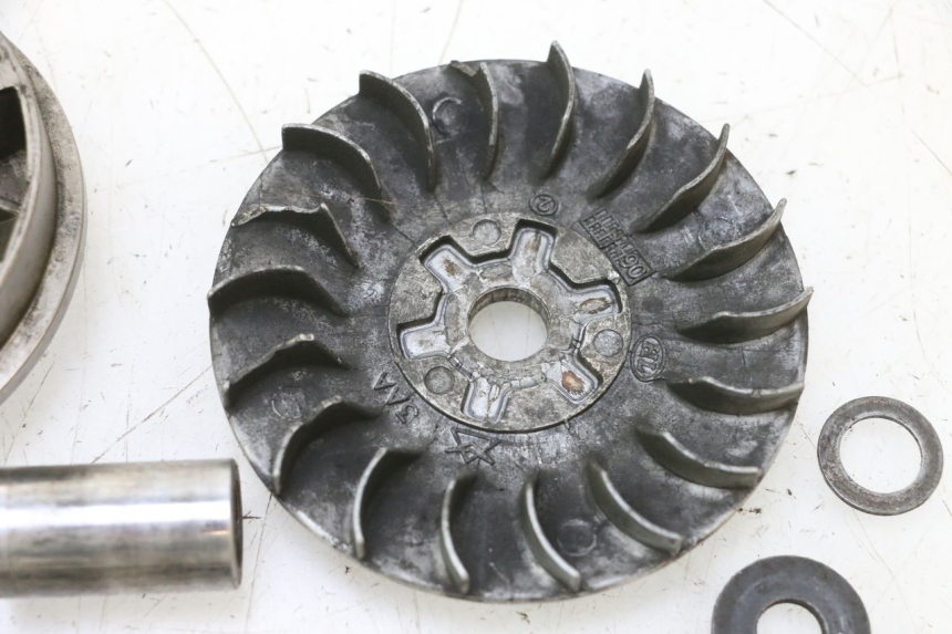 photo de VARIADOR MBK BOOSTER ROCKET 50 (1995 - 1998) - Detalhes característicos