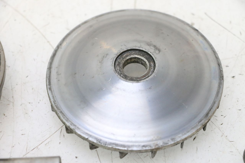 photo de VARIADOR MBK BOOSTER ROCKET 50 (1995 - 1998) - Pontos de fixação