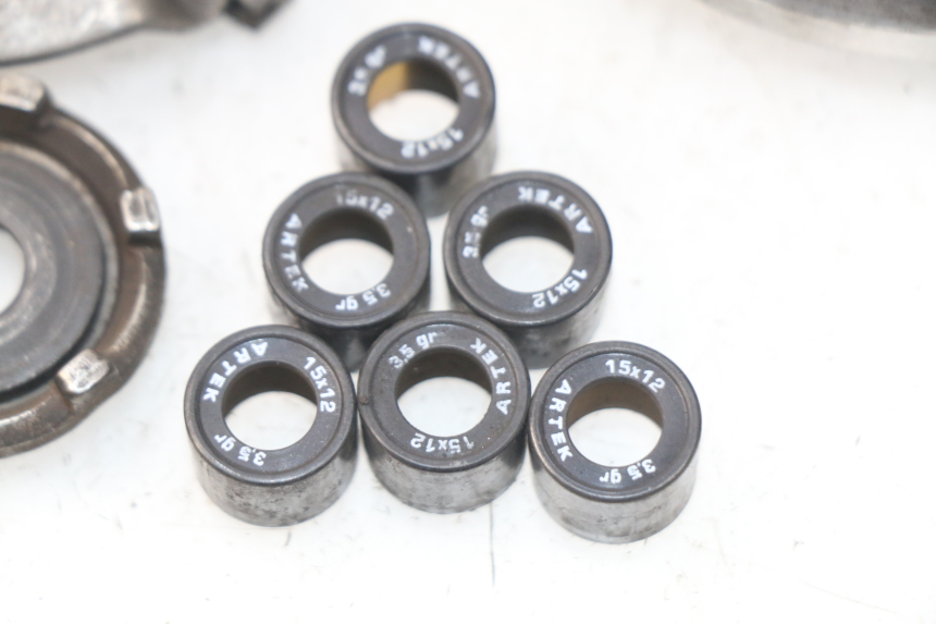 photo de VARIADOR MBK BOOSTER SPIRIT NAKED 50 (2004 - 2017) - Detalhe da peça