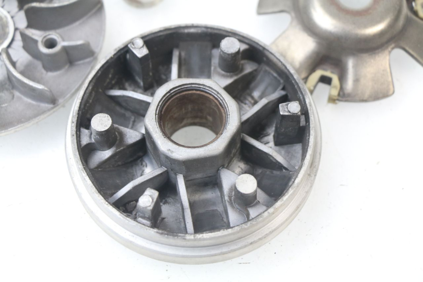 photo de VARIADOR REVATTO CITYONE 125 (2006 - 2007) - Pontos de fixação