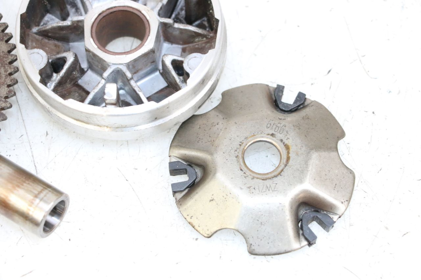 photo de VARIADOR LONGJIA DIGITA 4T 50 (2019 - 2022) - Pontos de fixação