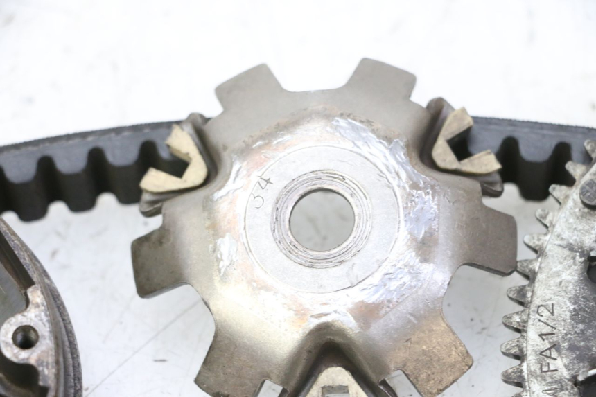 photo de VARIADOR PEUGEOT ELYSTAR 50 (2002 - 2014) - Detalhes característicos