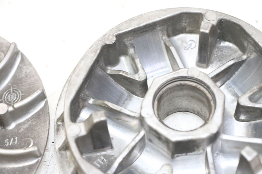 photo de VARIADOR HONDA FES S-WING SWING ABS 125 (2007 - 2015) - Detalhes característicos
