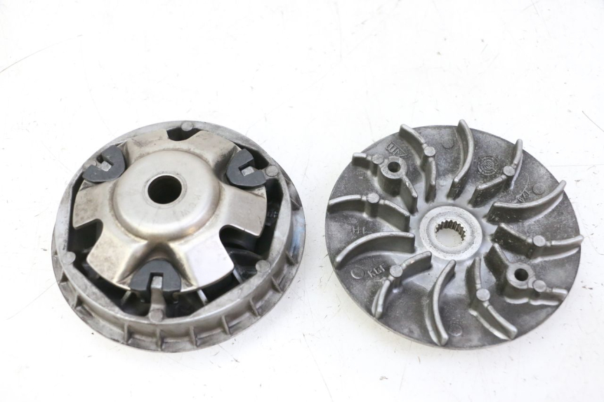 photo de VARIADOR HONDA FES S-WING SWING ABS 125 (2007 - 2015) - Outro ângulo de visão