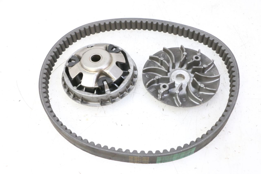 photo de VARIADOR HONDA FES S-WING SWING ABS 125 (2007 - 2015) - Detalhe da peça