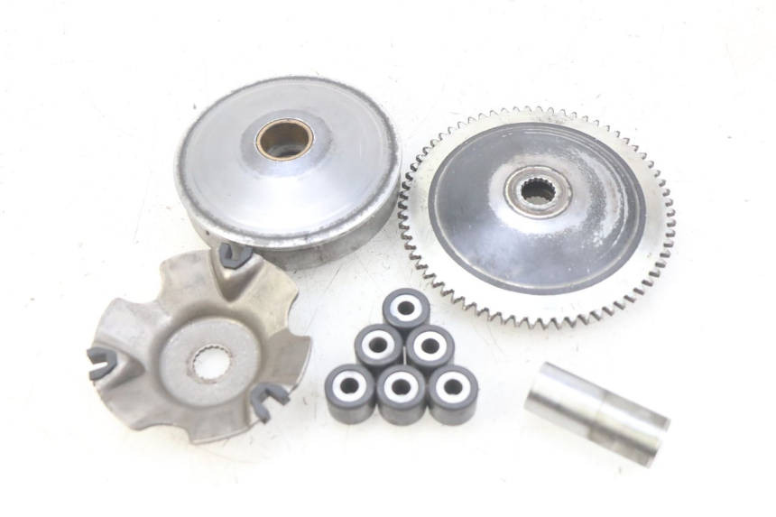 photo de VARIADOR PIAGGIO FLY 4T 50 (2013 - 2017) - Pontos de fixação