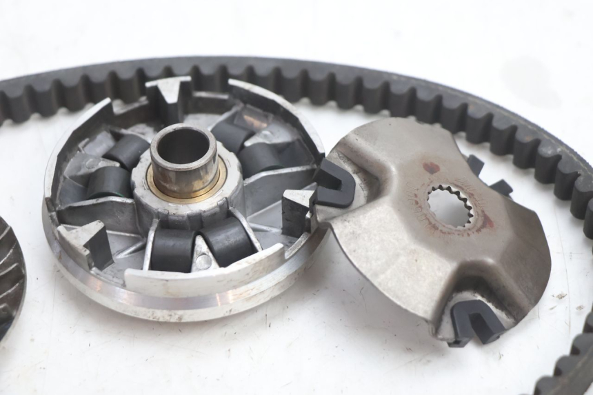 photo de VARIADOR KEEWAY FOCUS 50 (2006 - 2009) - Detalhes característicos