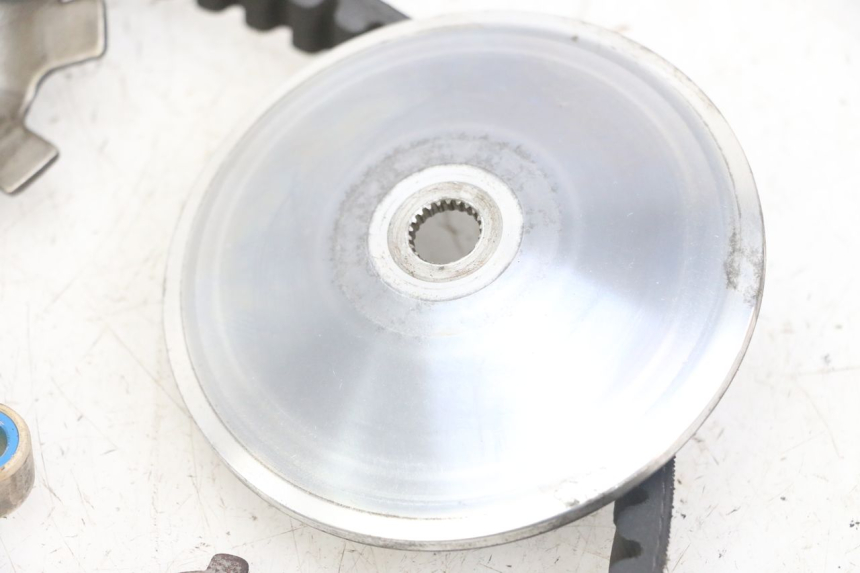 photo de VARIADOR PEUGEOT JET FORCE CARBU 50 (2003 - 2016) - Pontos de fixação