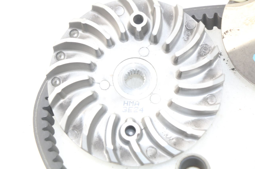 photo de VARIADOR SYM JOYMAX 250 (2013 - 2017) - Pontos de fixação